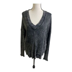 Red Haute V-neck waffle knit style sweatshirt. Black grey Medium Pima Cotton